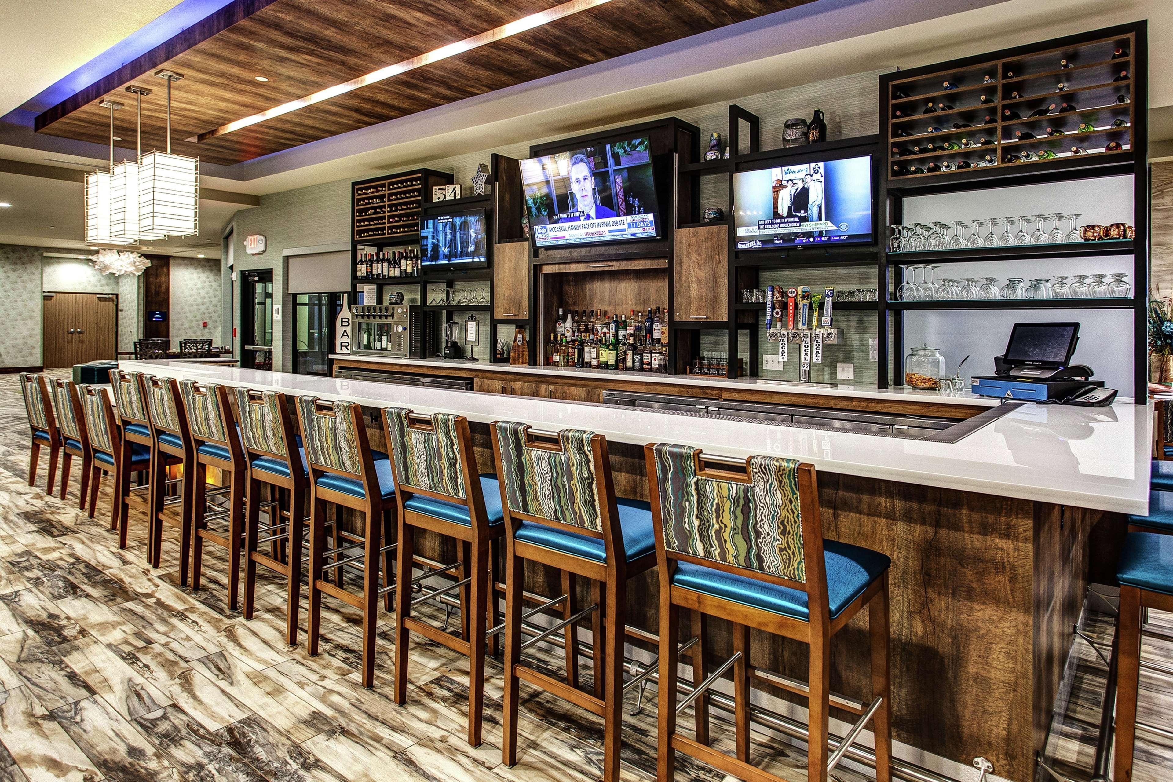 Hilton Garden Inn Topeka Luaran gambar