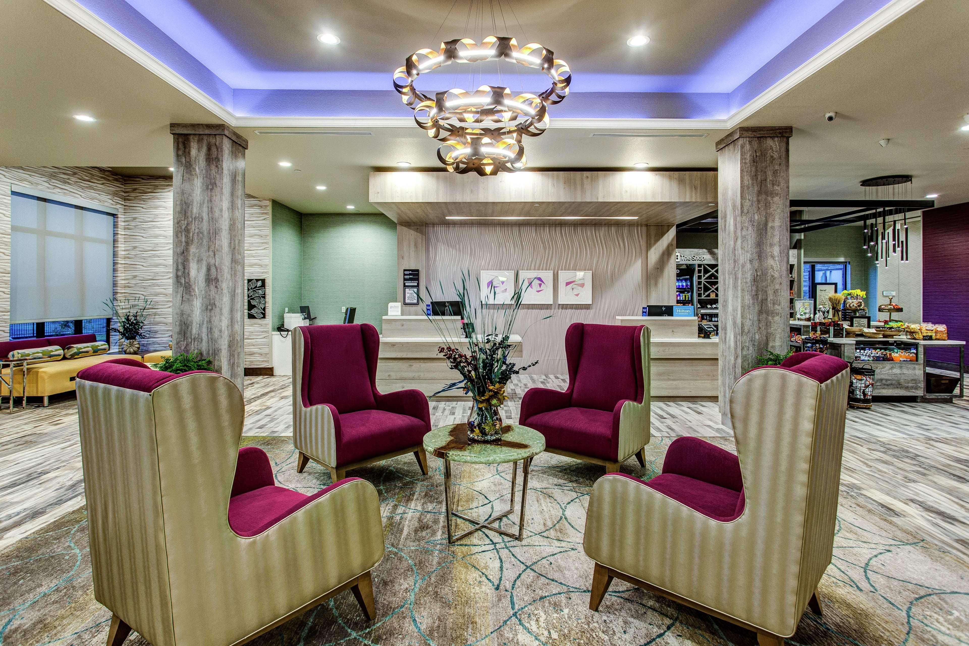 Hilton Garden Inn Topeka Luaran gambar